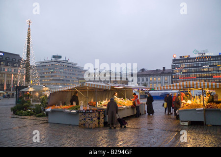 Christmas Market Turku Finnland Datum 22 04 2008 Ref ZB693 112626 0028 obligatorische CREDIT Welt Bilder Photoshot Stockfoto