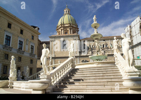 Fontana Pretoria Palermo Sizilien Datum 28 05 2008 Ref ZB693 114318 0039 obligatorische CREDIT Welt Bilder Photoshot Stockfoto