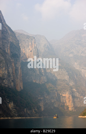 Qutang Schlucht Teil des drei-Schluchten auf dem Jangtse China Stockfoto