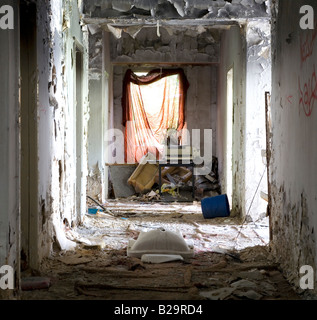 Flur in einem alten verlassenen Gebäude Berlin Deutschland Stockfoto