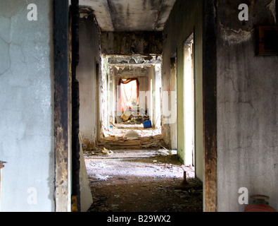 Halle und Eingang in einem alten verlassenen Gebäude Berlin Deutschland Stockfoto