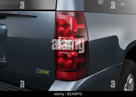 2008 Chevrolet Suburban LT Blau - Rücklicht Stockfoto