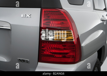 Kia Sportage EX V6 2008 in Silber - Rücklicht Stockfoto