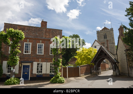 Lychgate Eingang Dorchester Abteikirche und Priory House Stockfoto