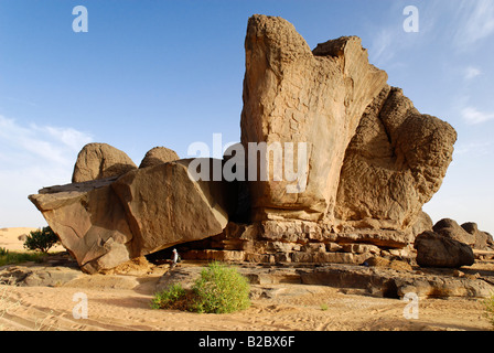 Felsformation im Tassili du Hoggar, Wilaya Tamanrasset, Algerien, Sahara, Youf Ahakit, Nordafrika Stockfoto