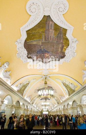 Main Hall Komsomolskaja u-Bahnstation, Moskau, Russland Stockfoto