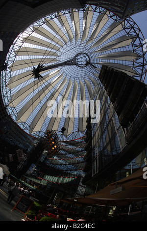 Markise im Sony Center, der Potsdamer Platz, Berlin, Deutschland, Europa Stockfoto