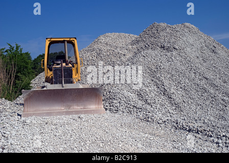 Hügel von Austernschalen wächst immer höher in Apalachicola, Florida Stockfoto