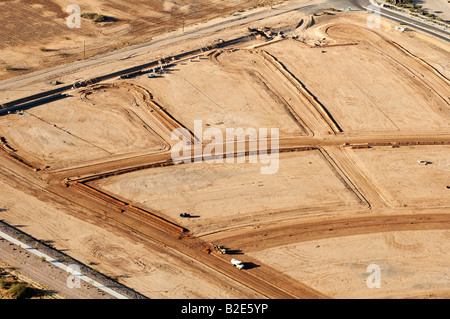 Luftaufnahme von einem Neubaugebiet am Rande der Wüste in Casa Grande, Arizona Stockfoto