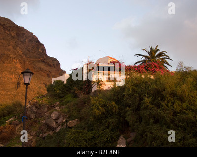 Lamp post vor der Villa am Hügel, Valle Korn Rey, La Gomera, Kanarische Inseln, Spanien Stockfoto