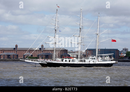 Training Schiff Lord Nelson von der Jubilee Sailing Trust Liverpool Tall Schiffe Fluss Mersey 2008 Stockfoto