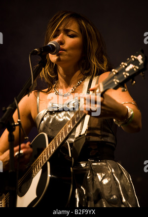 Kate KT Tunstall auf Summerisle Hauptbühne beim Weidenmanns Festival 2008 Stockfoto
