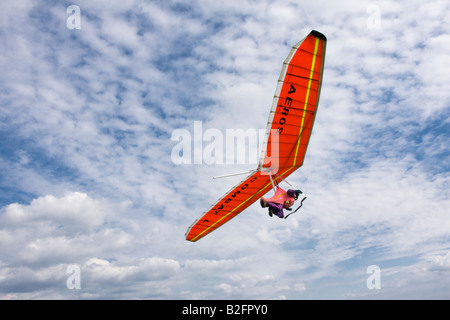 Hang Gliding starten Sequenz 11 von 12 ab Buckstones Rand West Yorkshire Stockfoto