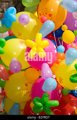 Viele bunte Luft Baloons Nowosibirsk 9 kann Sieg Tag Stockfoto