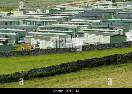 Permanentes Ferienhaus Caravan Park Barmouth Gwynedd UK Seaside Resort Westküste von Nordwales Juli 2008 2000s HOMER SYKES Stockfoto