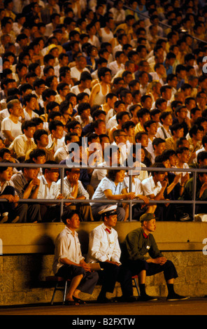 drängen Sie sich Fußball gucken, china Stockfoto