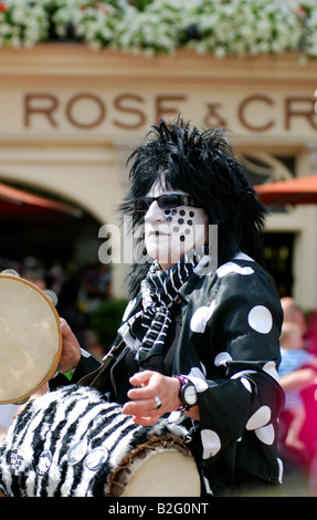 Schwein Dyke Molly Morris Tanzmusiker Warwick Folk Festival UK 2008 Stockfoto