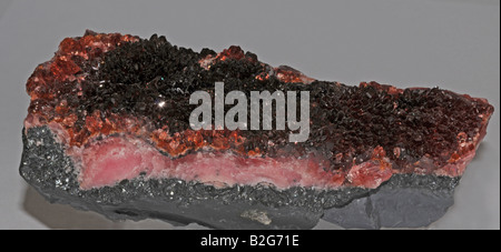 Rhodochrosite ist ein Mangan Carbonat Mineral mit der chemischen