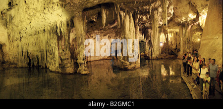 "Neptunes Grotte" Sardinien Capo Caccia, Alghero, Höhle, Panorama, Stalaktiten und Stalagmiten Stockfoto