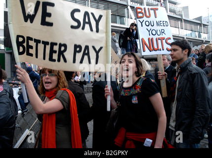 Lehrer streiken Demonstration über faire Bezahlung Marsch durch die Londoner April 2008 Stockfoto