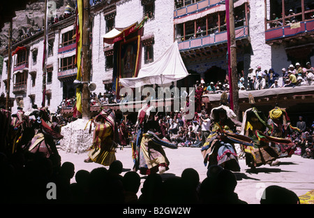 Mönch-Tänze auf Hemis Festival. Ladakh, & Bihar Zustand, Indien. Stockfoto