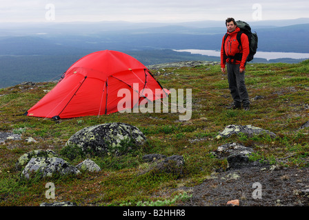 Wanderer-Abenteuer Urlaub outdoor camp Berg Dundret Gaellivare Schweden Lappland Sicht Stora Sjoefallet Nationalpark Np Zelt Stockfoto