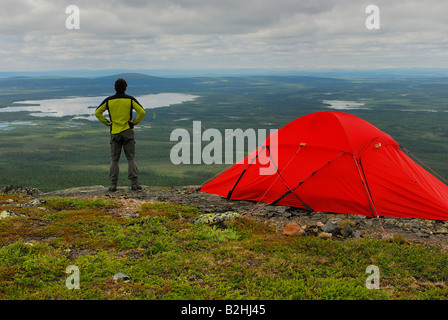 Wanderer-Abenteuer Urlaub outdoor camp Berg Dundret Gaellivare Schweden Lappland Sicht Stora Sjoefallet Nationalpark Np Zelt Stockfoto