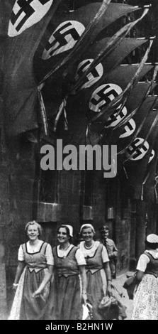 Nationalsozialismus/Nationalsozialismus, Nürnberger Kundgebungen, "Rallye Großdeutschland", 5.9.1938 - 12.9.1938, Frauen in Nationaltracht, Stockfoto