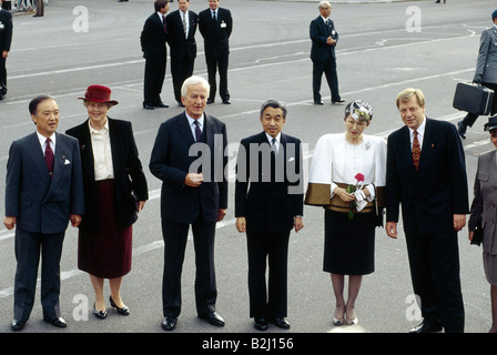 Akihito, * 23.12.1933, Kaiser von Japan, in voller Länge, mit seiner Frau Michiko, Richard und der Frau von Weizsaecker, Eberhard Diepgen, in Berlin, 15. - 17.9.1993, Stockfoto
