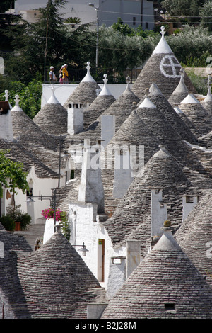 Trulli Hausdächer an der einzigartigen Zone Trulli in Alberobello, Bari, Apulien, Italien ist ein UNESCO-Weltkulturerbe Stockfoto