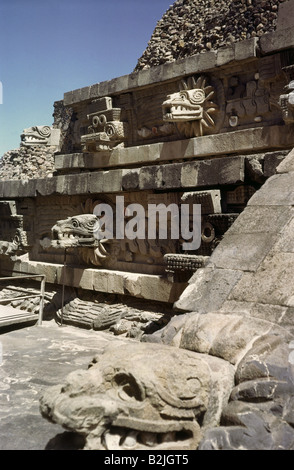 Geographie/Reisen, Mexiko, Teotihuacan, Azteken - Stadt, Tempel des Quetzalcoatl eine Tlacoc, Außenansicht, Detail: Köpfe, Additional-Rights - Clearance-Info - Not-Available Stockfoto