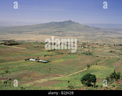 Blick über Tal schlicht Naivasha Mount Longonot Kegel Form erloschenen Vulkans GREAT RIFT VALLEY Kenia Stockfoto