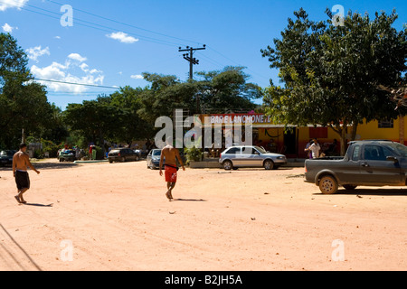 Central Square, Straßenszene, Povoado de São Jorge, Goiás, Brasilien, Südamerika Stockfoto