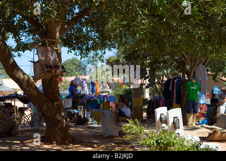 Central Square, Straßenszene, Povoado de São Jorge, Goiás, Brasilien, Südamerika Stockfoto