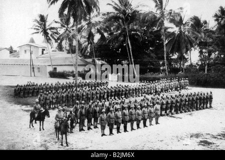 Veranstaltungen, Erster Weltkrieg/erster Weltkrieg, Afrika, Deutsch Ostafrika, Gesellschaft von Askaris in dar-es-Salaam, August 1914, Stockfoto