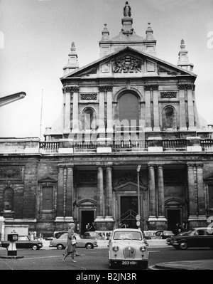 Geographie/Reise, Großbritannien, London, Städte, Kirchen, Holy Trinity Church, Brompton, Außenansicht, 1950er Jahre, Stockfoto