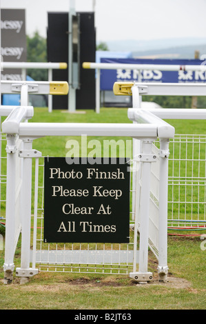Foto-Finish: Glorious Goodwood Pferderennbahn in West Sussex. Bild von Jim Holden. Stockfoto