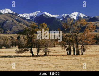 Geographie/Reisen, USA, Montana, Landschaften, Yellowstone River Valley und Absaroka Range, Additional-Rights - Clearance-Info - Not-Available Stockfoto