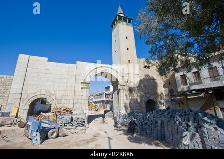 Straßenreparatur auf gerader Straße am Bab Sharqi in Damaskus Syrien Stockfoto