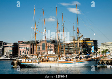 Veteran Charter-Boote vertäut im Hafen von Oslo Stockfoto