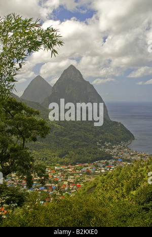 St. Lucia-Soufriere und die Pitons Stockfoto