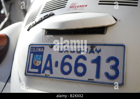 Nahaufnahme der uruguayischen Nummernschild in Colonia del Sacramento in Uruguay. Stockfoto