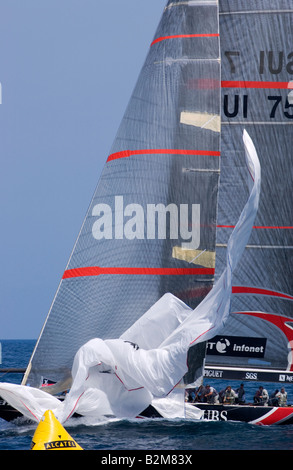 Segelboote in der 32. Americas Cup feierte 2007 in Valencia, Spanien Stockfoto