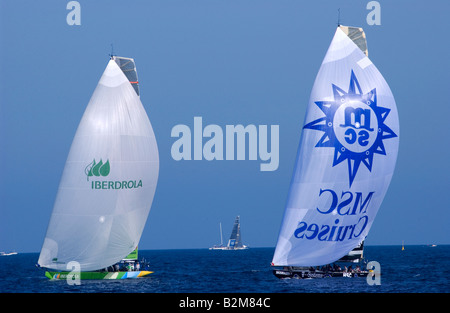 Segelboote in der 32. Americas Cup feierte 2007 in Valencia, Spanien Stockfoto