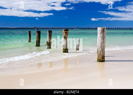 Der Strand von Busselton mit Busselton Strand in der Ferne. Western Australia, Australia Stockfoto