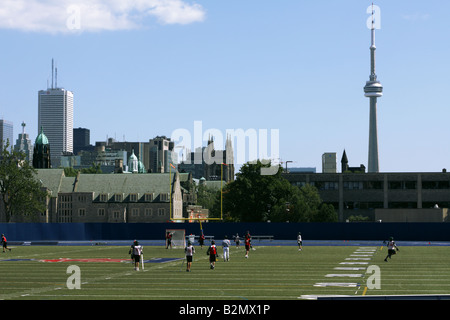 Varsity Centre auf Campus der University of Toronto Stockfoto
