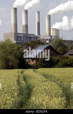 Frimmersdorf-Kohlekraftwerk, Grevenbroich, Nordrhein-Westfalen, Deutschland. Stockfoto