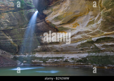 Wasserfall, ausgehungert Rock State Park, Illinois, USA, durch Willard Clay/Dembinsky Foto Assoc Stockfoto