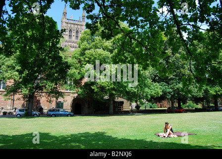 Kathedrale von Worcester College Green, Worcester, Worcestershire, England, Vereinigtes Königreich Stockfoto