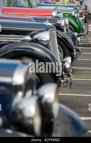 Kavalkade von Classic Cars, über aus Belfast zu Portrush Stockfoto